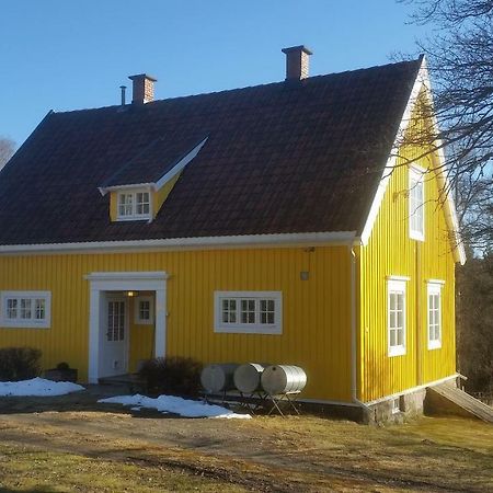Det Gule Huset Hurdal Buitenkant foto