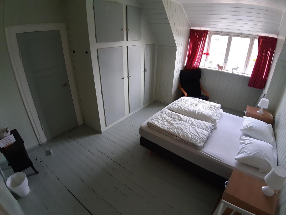 Det Gule Huset Hurdal Buitenkant foto