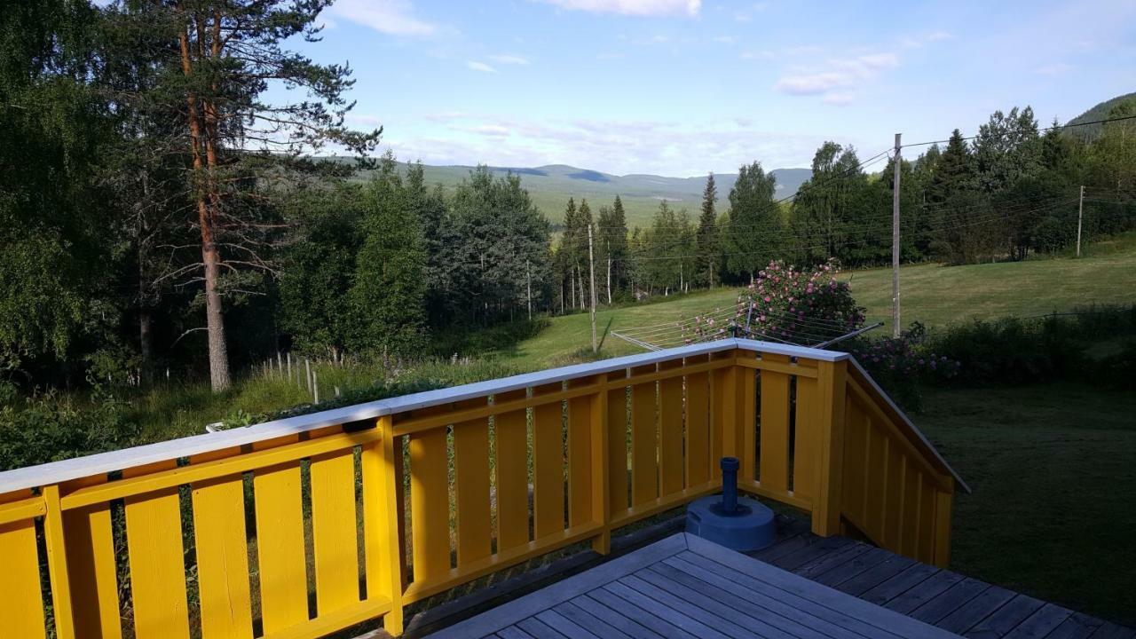 Det Gule Huset Hurdal Buitenkant foto