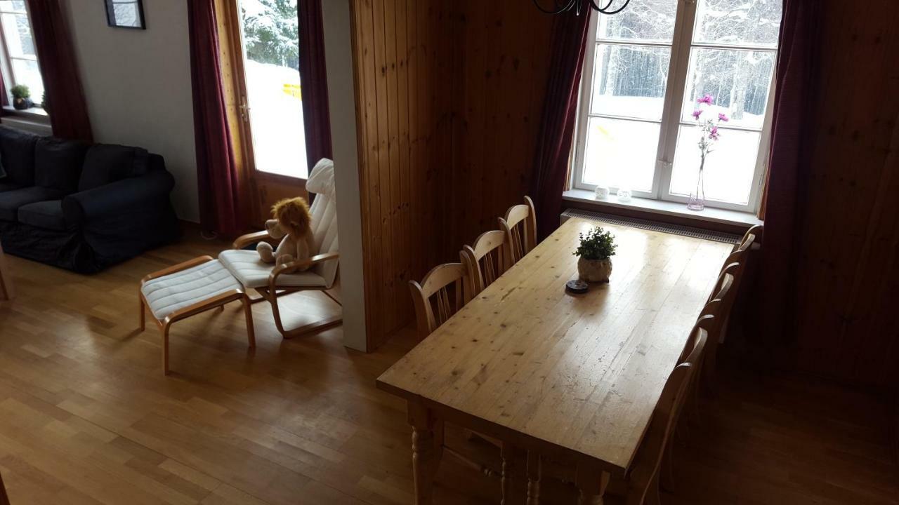 Det Gule Huset Hurdal Buitenkant foto